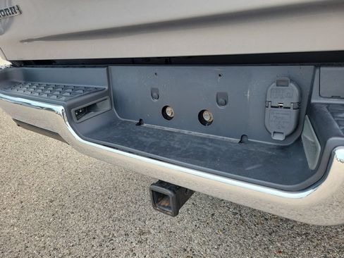 Used 2019 RAM 1500 Big Horn AWD/4WD image 10