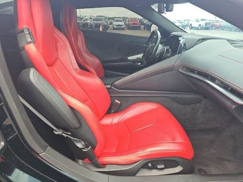 Used 2023 Chevrolet Corvette Stingray Convertible w/ Z51 Performance Package RWD image 11