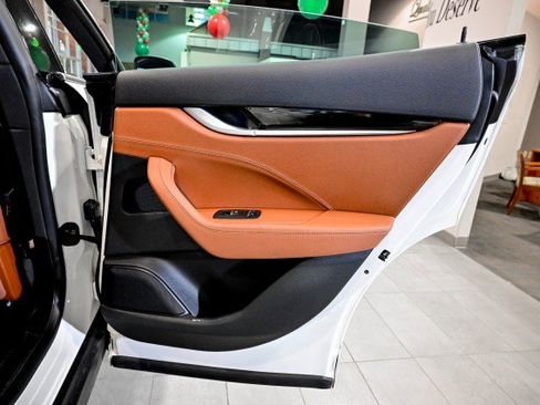 Used 2022 Maserati Levante GT image 24