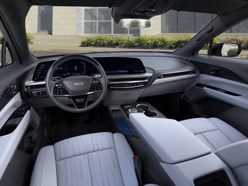 New 2026 Cadillac Lyriq Sport w/ LPO, Floor Liner Package AWD/4WD image 15