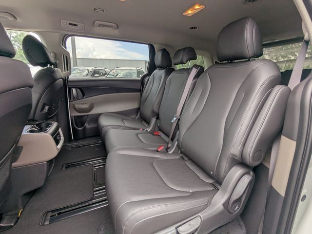 New 2026 Kia Carnival FWD image 51