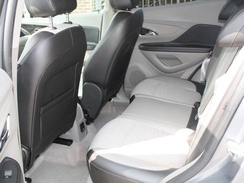 Used 2015 Buick Encore Convenience FWD image 8