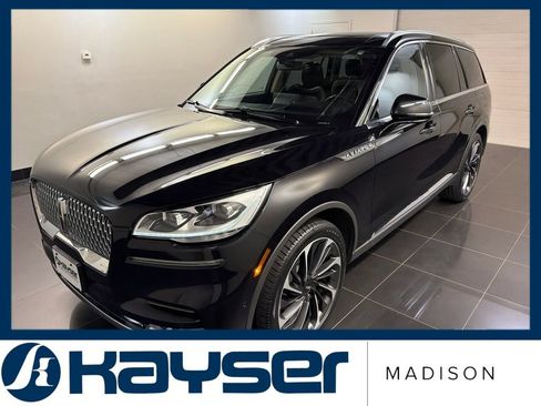 Used 2020 Lincoln Aviator Reserve w/ Equipment Group 202A AWD/4WD image 3