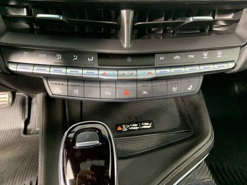 Used 2022 Cadillac CT4 V w/ Technology Package AWD/4WD image 25