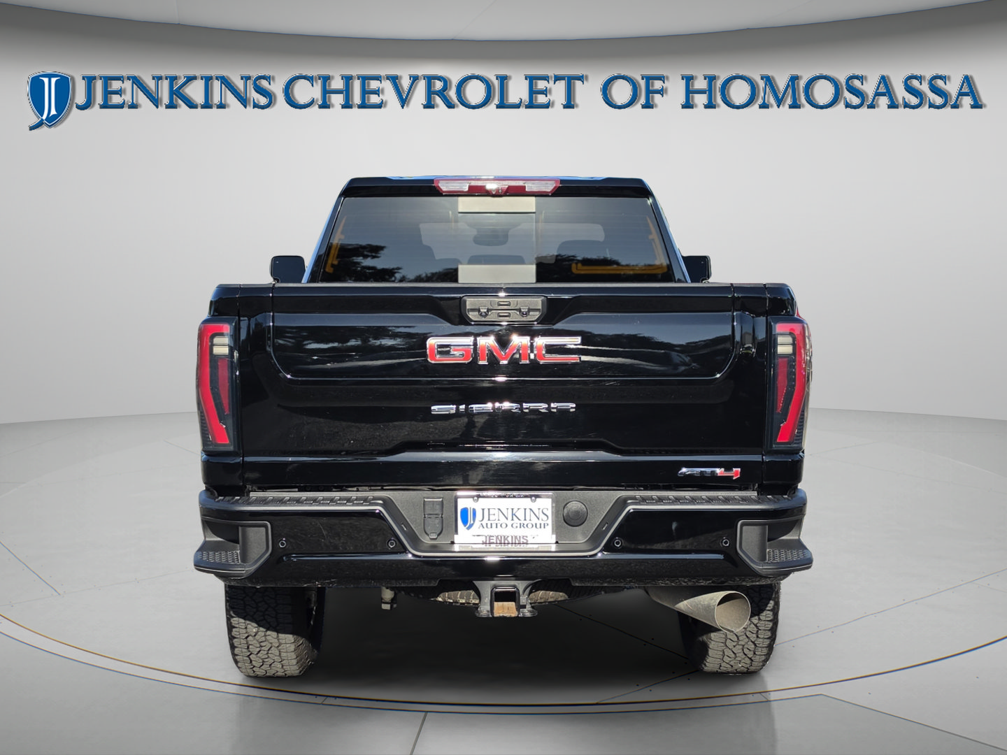 Used 2024 GMC Sierra 2500 AT4 w/ AT4 Premium Plus Package AWD/4WD image 6