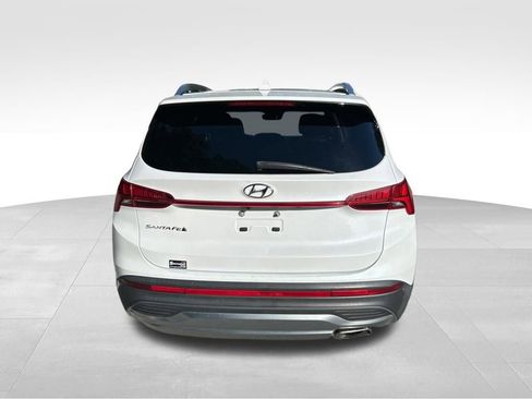 Used 2021 Hyundai Santa Fe SEL w/ Convenience + Premium Package FWD image 4