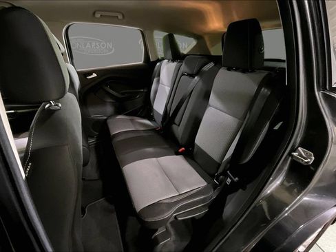 Used 2017 Ford Escape SE w/ SE Cold Weather Package AWD/4WD image 15