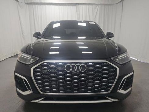Used 2022 Audi Q5 2.0T Premium Plus w/ Premium Plus Package image 2