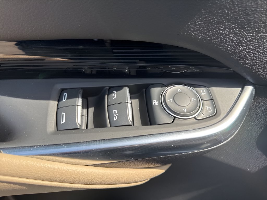 Used 2024 Cadillac XT4 Luxury FWD image 25
