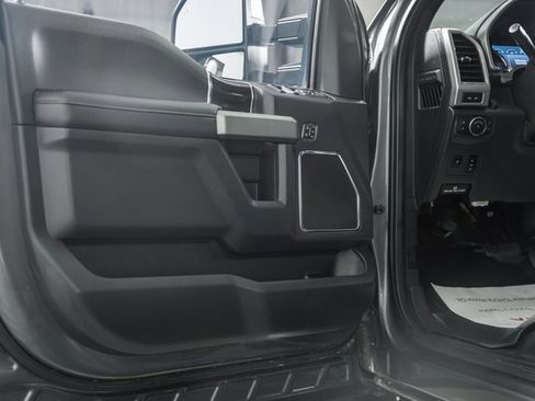 Used 2022 Ford F350 Platinum w/ Tremor Off-Road Package image 55