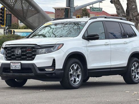 Used 2022 Honda Passport TrailSport image 8