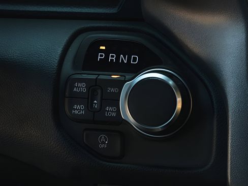 Used 2025 RAM 1500 Big Horn image 39