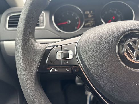 Used 2017 Volkswagen Jetta S FWD image 15