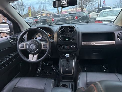 Used 2016 Jeep Compass 75th Anniversary w/ Power Value Group image 11