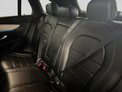 Used 2019 Mercedes-Benz GLC 300 4MATIC w/ Multimedia Package image 22