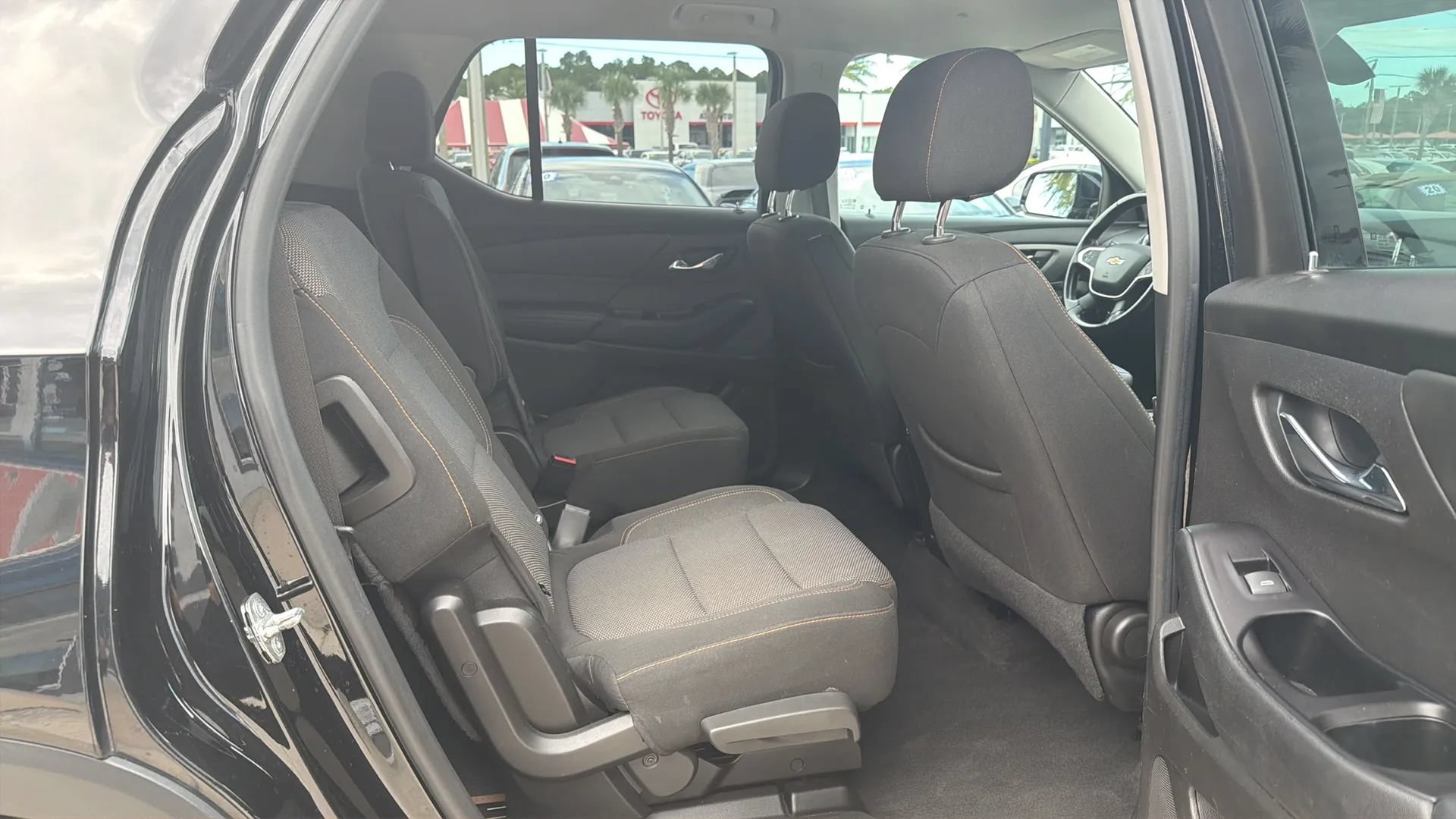 Used 2019 Chevrolet Traverse LT AWD/4WD image 20