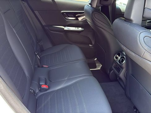 Certified 2025 Mercedes-Benz GLC 300 image 15