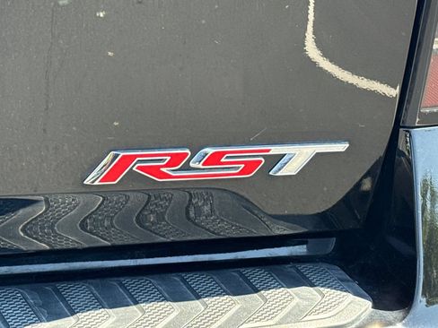 Used 2025 Chevrolet Silverado EV RST AWD/4WD image 12