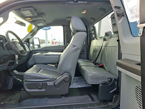 Used 2016 Ford F250 XL w/ Power Equipment Group image 10