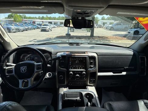 Used 2016 RAM 2500 Laramie w/ Convenience Group AWD/4WD image 15
