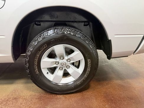 Used 2017 RAM 1500 Express RWD image 89