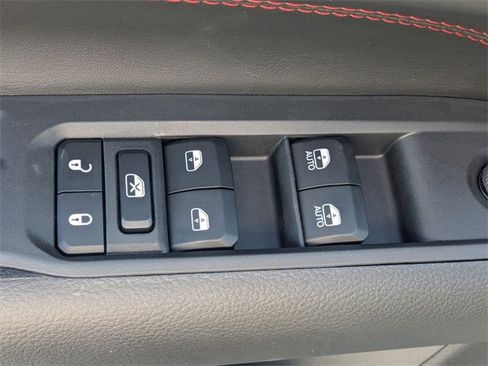 New 2026 Jeep Compass Trailhawk image 12