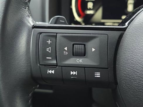 Used 2024 Nissan Rogue SL image 20