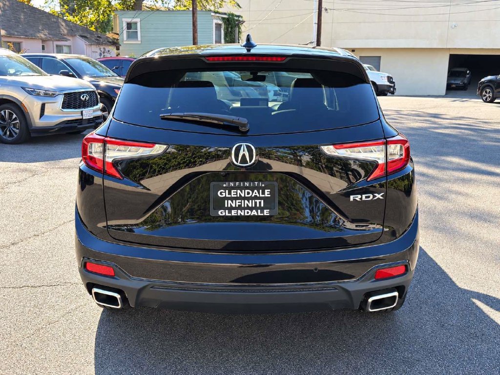 Used 2023 Acura RDX w/ Technology Package FWD image 5