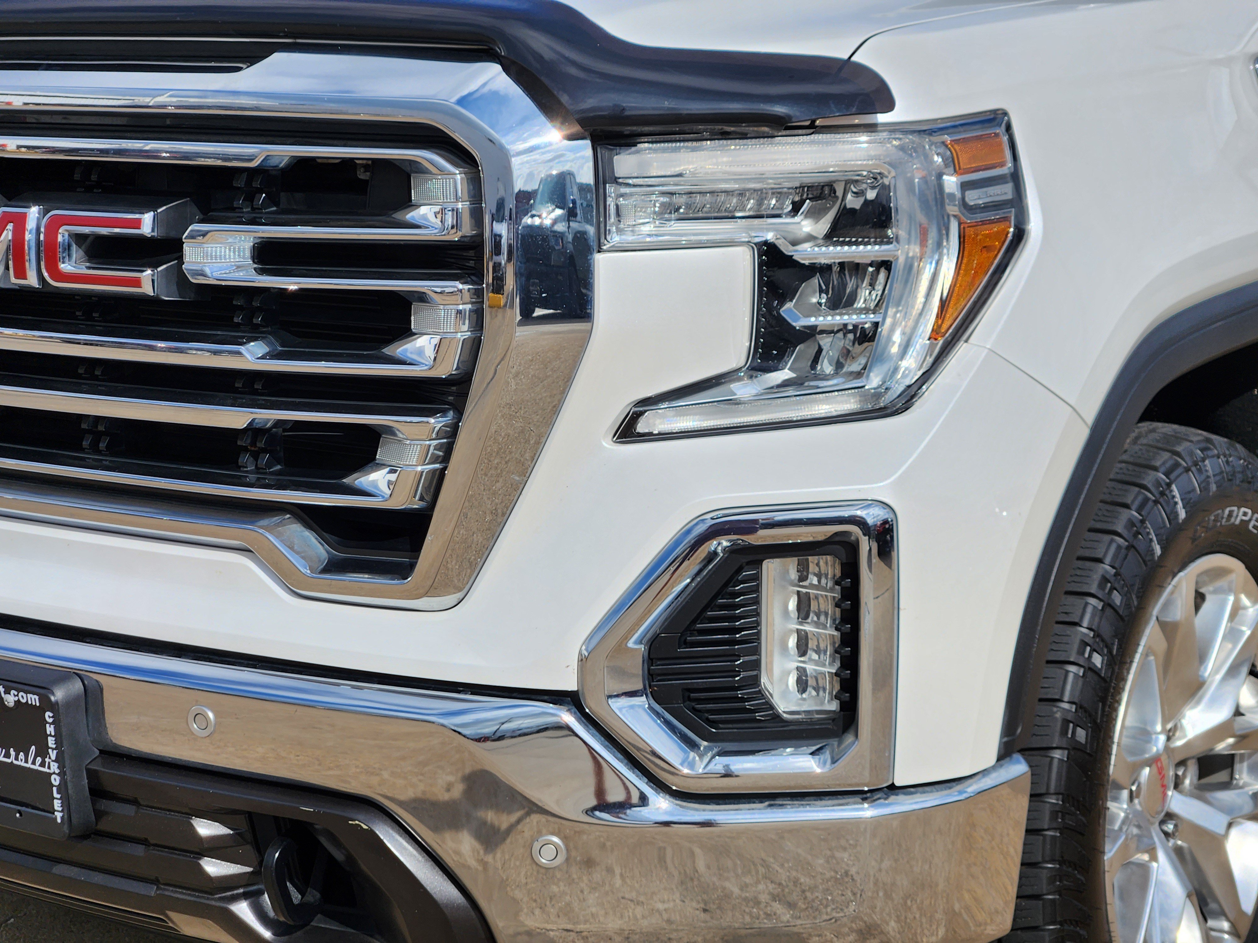 Used 2020 GMC Sierra 1500 SLT RWD image 9
