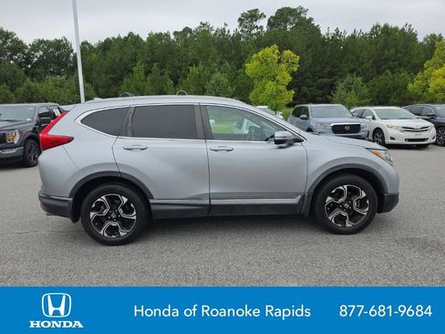 Used 2018 Honda CR-V Touring image 6