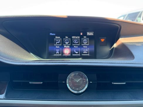 Used 2016 Lexus ES 350 image 21