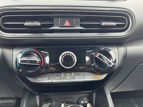 Used 2023 Hyundai Kona SEL w/ Cargo Package image 33