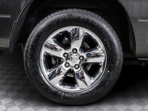 Used 2019 RAM 1500 Express w/ Express Value Package image 34