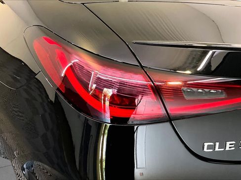 Used 2025 Mercedes-Benz CLE 300 4MATIC Cabriolet image 28