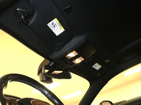 Used 2022 Dodge Challenger GT w/ Driver Convenience Group image 71