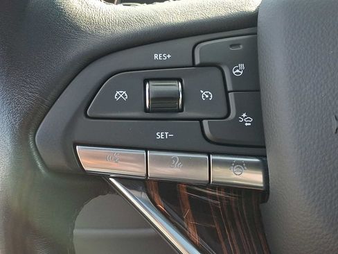 Certified 2023 Cadillac Escalade Premium Luxury w/ LPO, Floor Liner Package AWD/4WD image 21