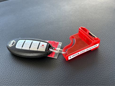 Used 2022 Nissan Rogue Sport SV image 26