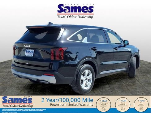 Used 2025 Kia Sorento LX FWD image 3