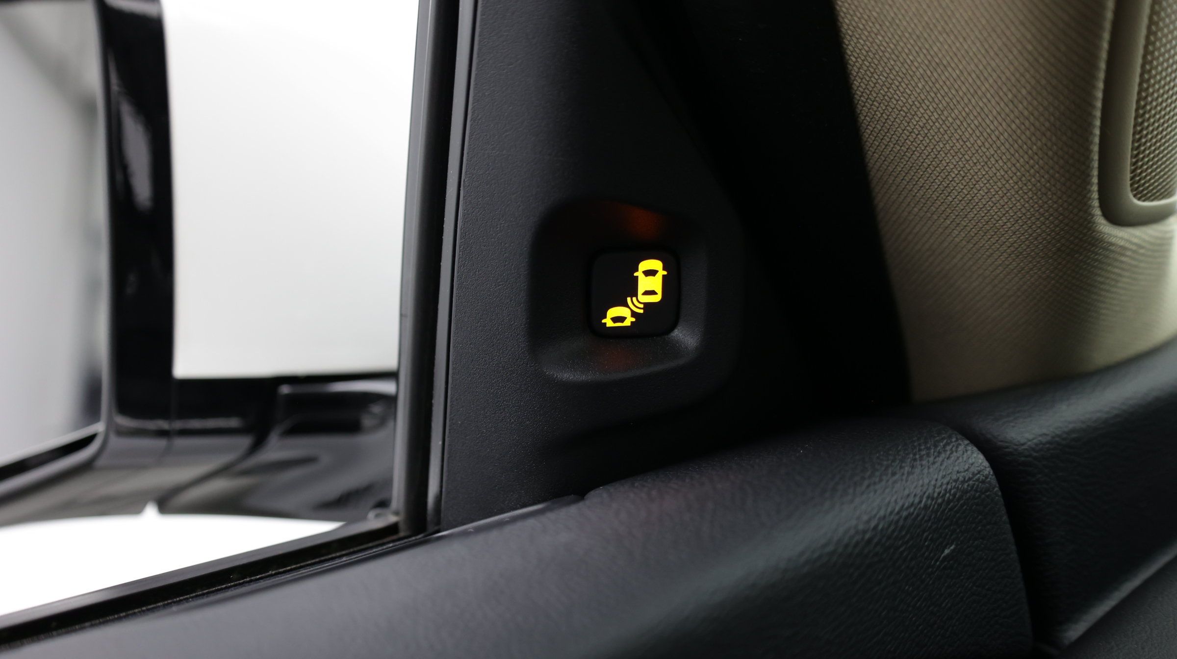 Used 2023 Acura MDX w/ Technology Package AWD/4WD image 23