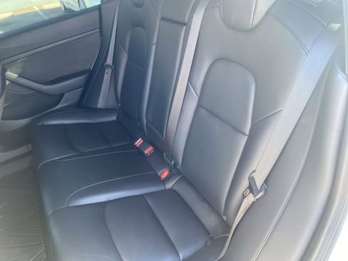 Used 2023 Tesla Model 3 Standard Range image 13