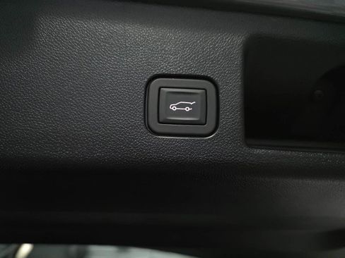Used 2024 Chevrolet Equinox EV RS AWD/4WD image 35