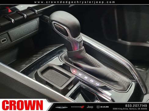 Used 2024 GMC Canyon Elevation image 27