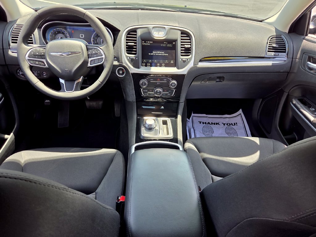 Used 2023 Chrysler 300 Touring w/ Sport Appearance Package RWD image 6