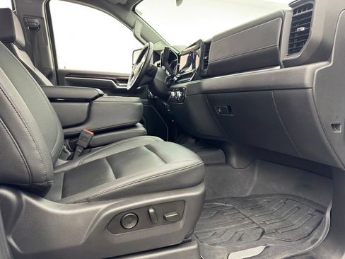 Used 2025 GMC Sierra 3500 SLT AWD/4WD image 33