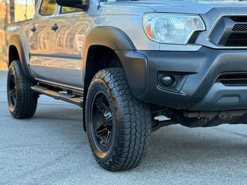 Used 2014 Toyota Tacoma PreRunner w/ Convenience Package image 4
