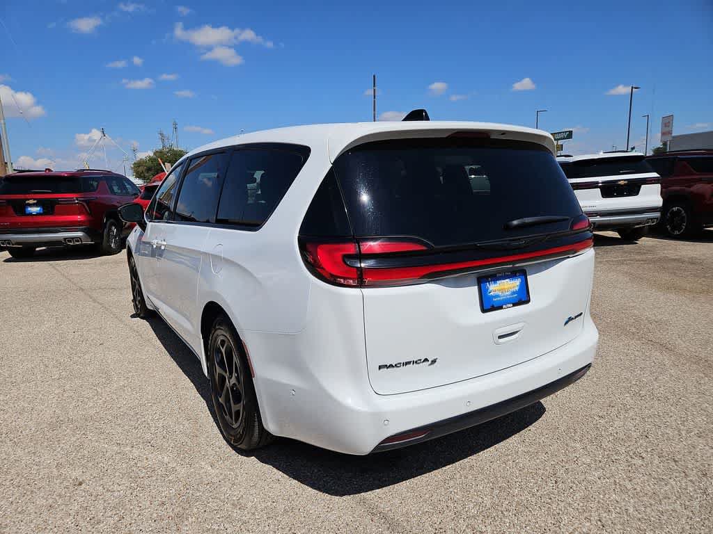 Used 2024 Chrysler Pacifica Limited FWD image 6