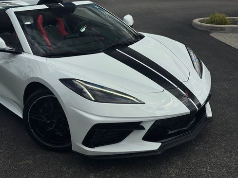 Used 2023 Chevrolet Corvette Stingray Premium Conv w/ Z51 Performance Package image 26