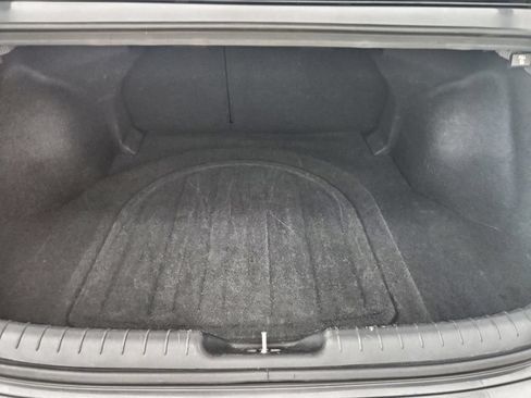Used 2025 Hyundai Elantra SEL FWD image 35