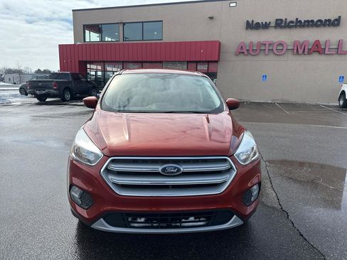 Used 2019 Ford Escape SE image 10