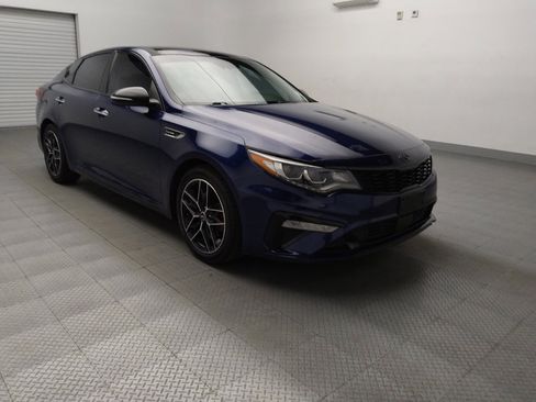 Used 2020 Kia Optima SX image 13